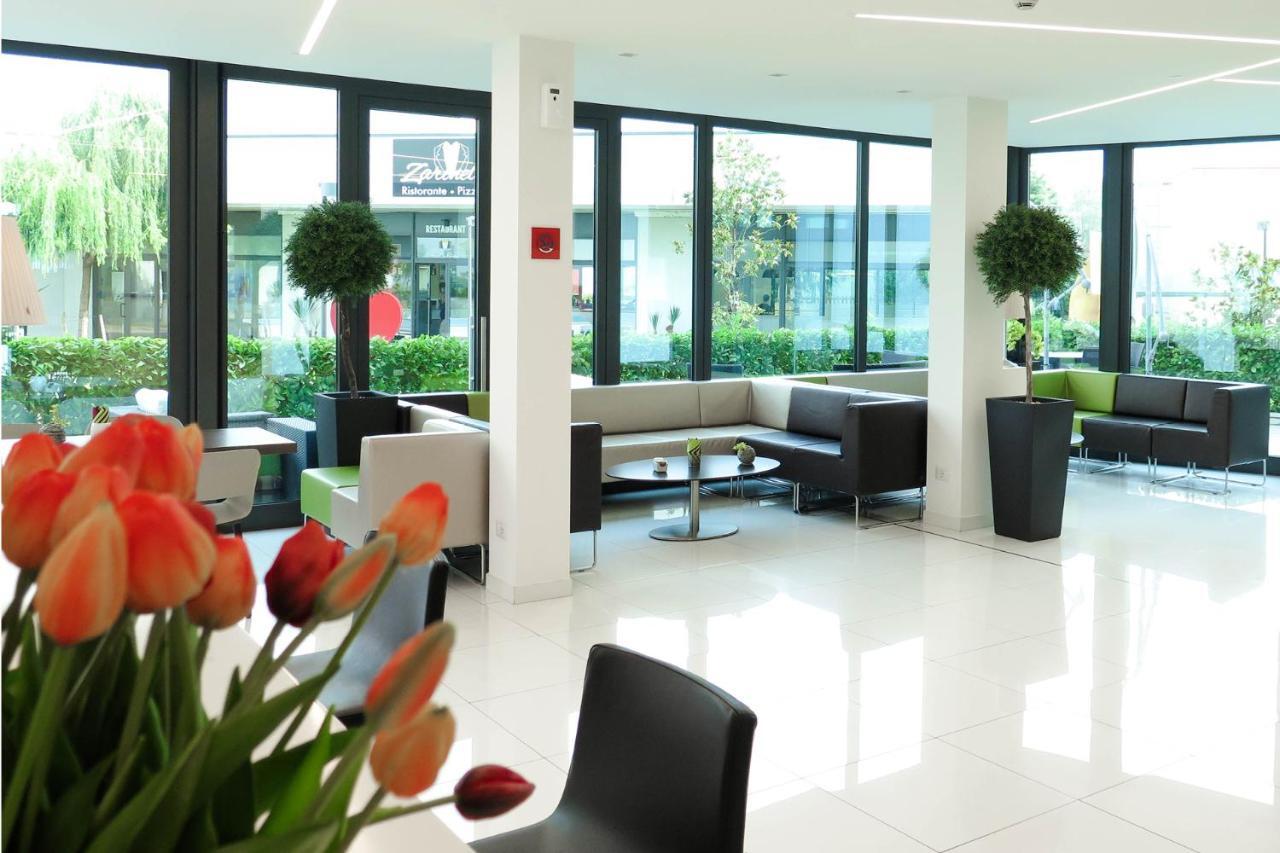 ไอบิสสไตล์มิลาโนเมเลคนาโนโฮเต็ล Hotel Carpiano ภายนอก รูปภาพ
